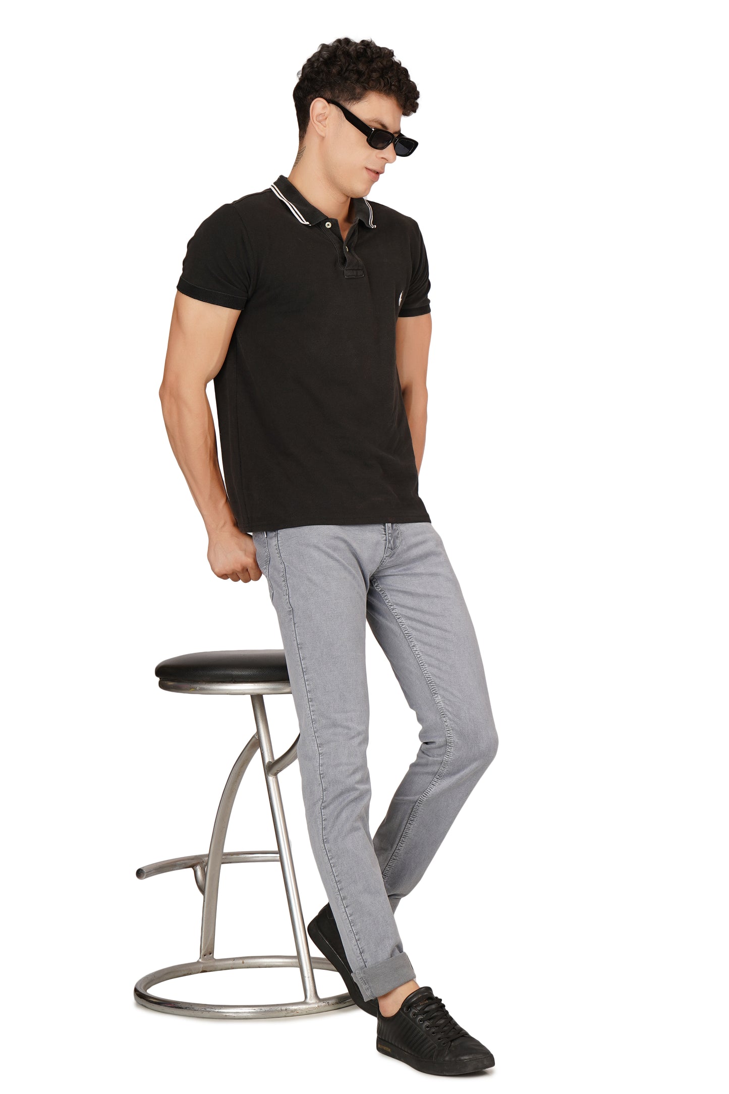 Mens 5 Pocket Midrise Narrow Fit Strech Jeans